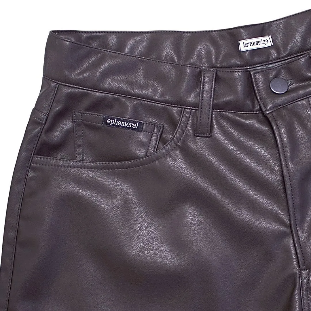 『ephemeral』からシンセティックレザー（合成皮革）の...