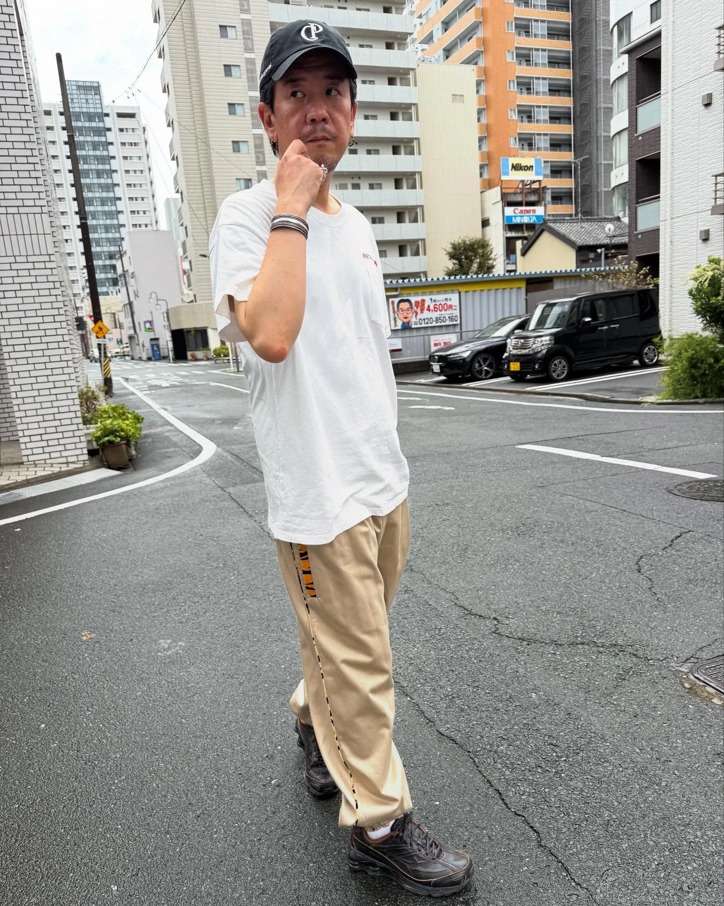 WACKO MARIAの50'Sパンツを使ったコーディネート...