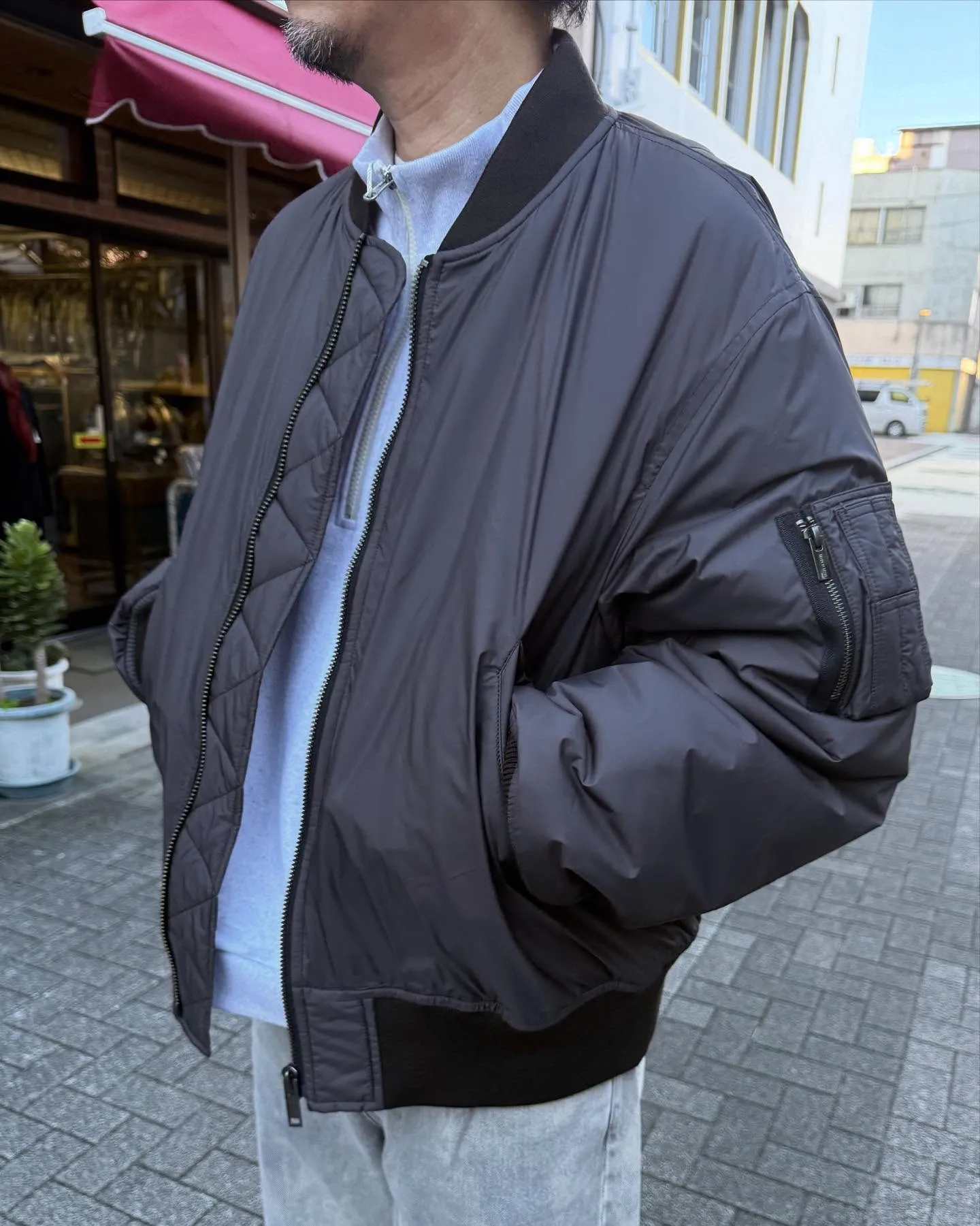 SEVEN BY SEVENのプリマロフトのMA-1を使った...