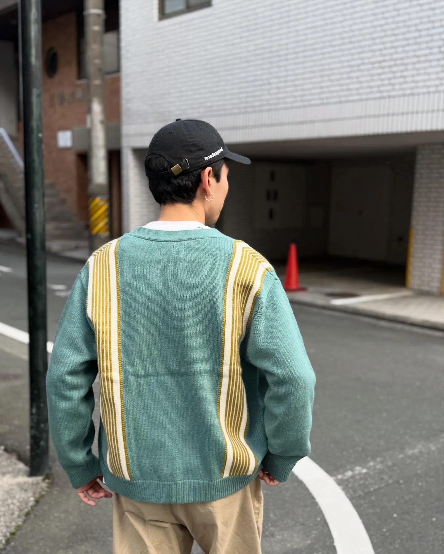 SON OF THE CHEESEの鮮やかなミントグリーンの...