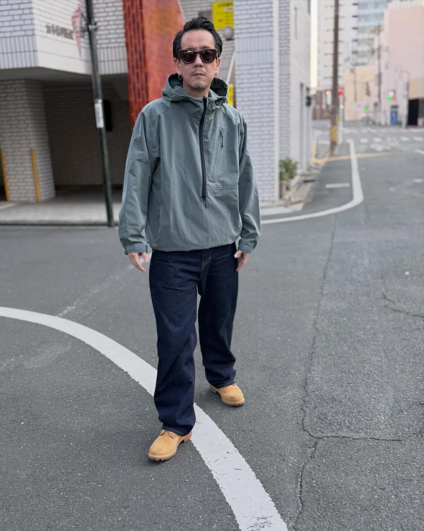 Cabaret Povalの本体を収納可能なコンバットパーカ...