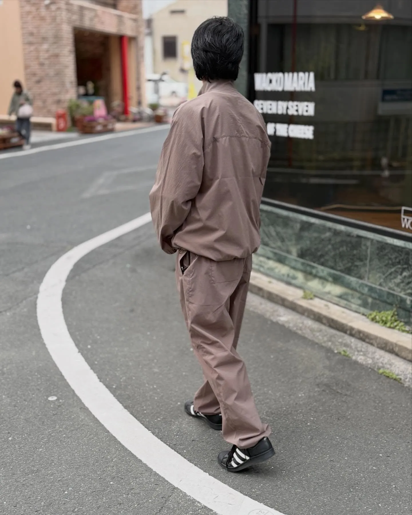 Cabaret Povalのセットアップ。