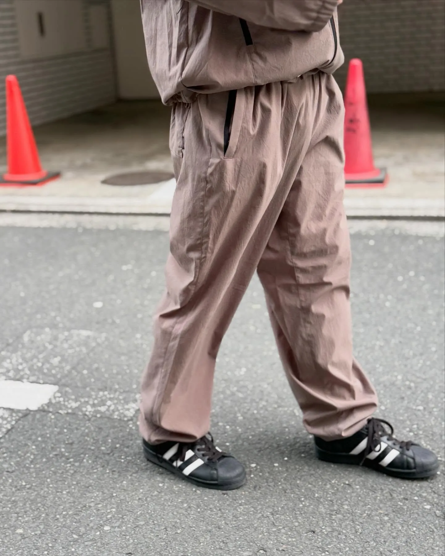 Cabaret Povalのセットアップ。